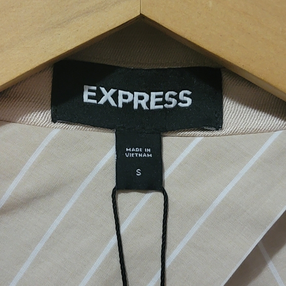 Women's Express Double Breasted Corsage Blazer - Picture 9 of 9